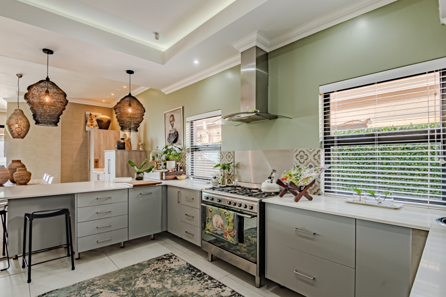 4 Bedroom Property for Sale in Pecanwood Estate North West